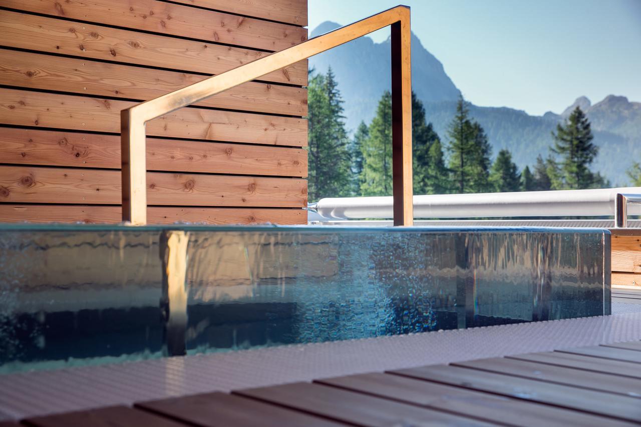 Hotel Gran Paradiso San Cassiano  Exterior foto